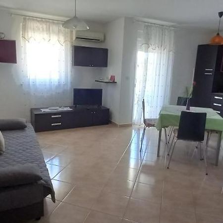 Apartments Buzleta II Fazana Bagian luar foto