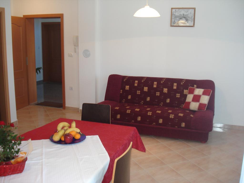 Apartments Buzleta II Fazana Ruang foto